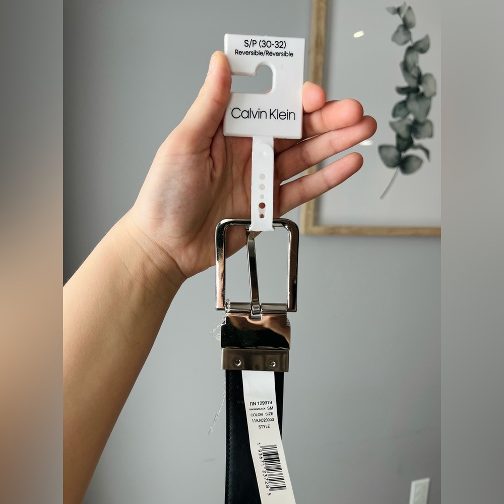 Calvin Klein Men's Dark Brown Leather Belt - Picture 2 of 5